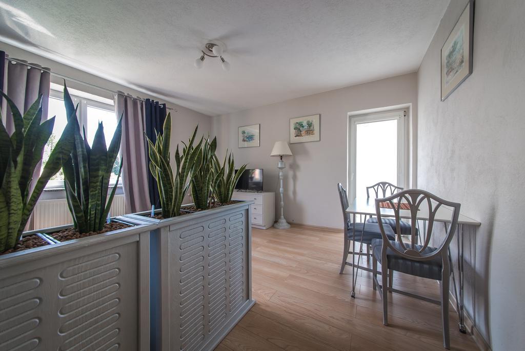 Apartamenty Jablonowa Zielona Gora  Exterior photo