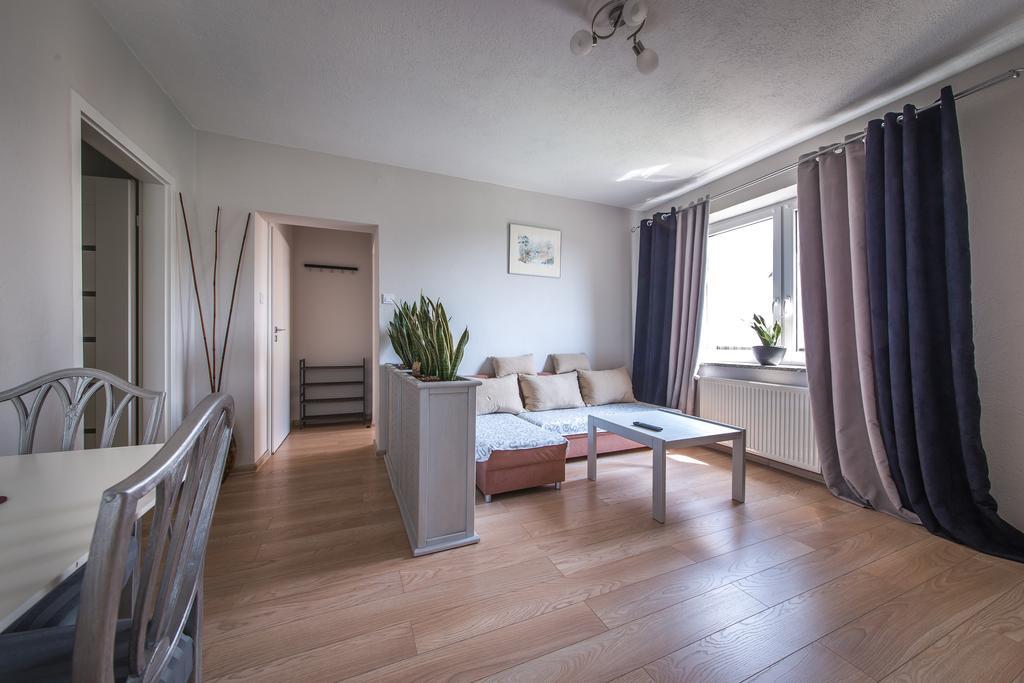 Apartamenty Jablonowa Zielona Gora  Exterior photo