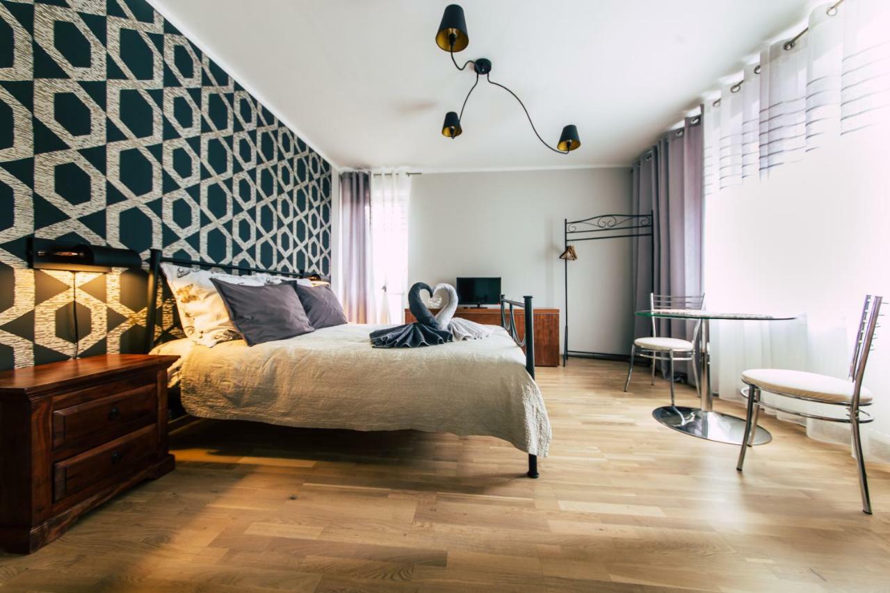 Apartamenty Jablonowa Zielona Gora  Exterior photo