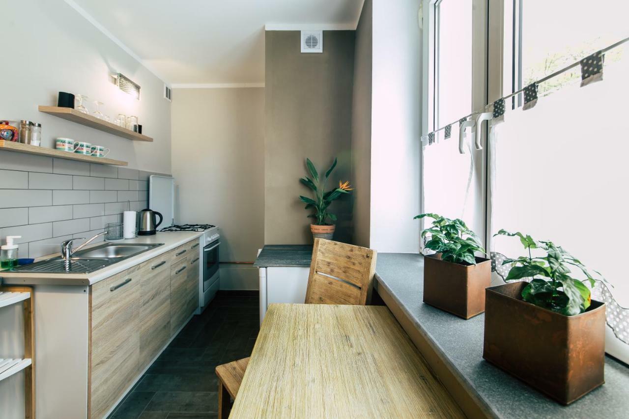Apartamenty Jablonowa Zielona Gora  Exterior photo
